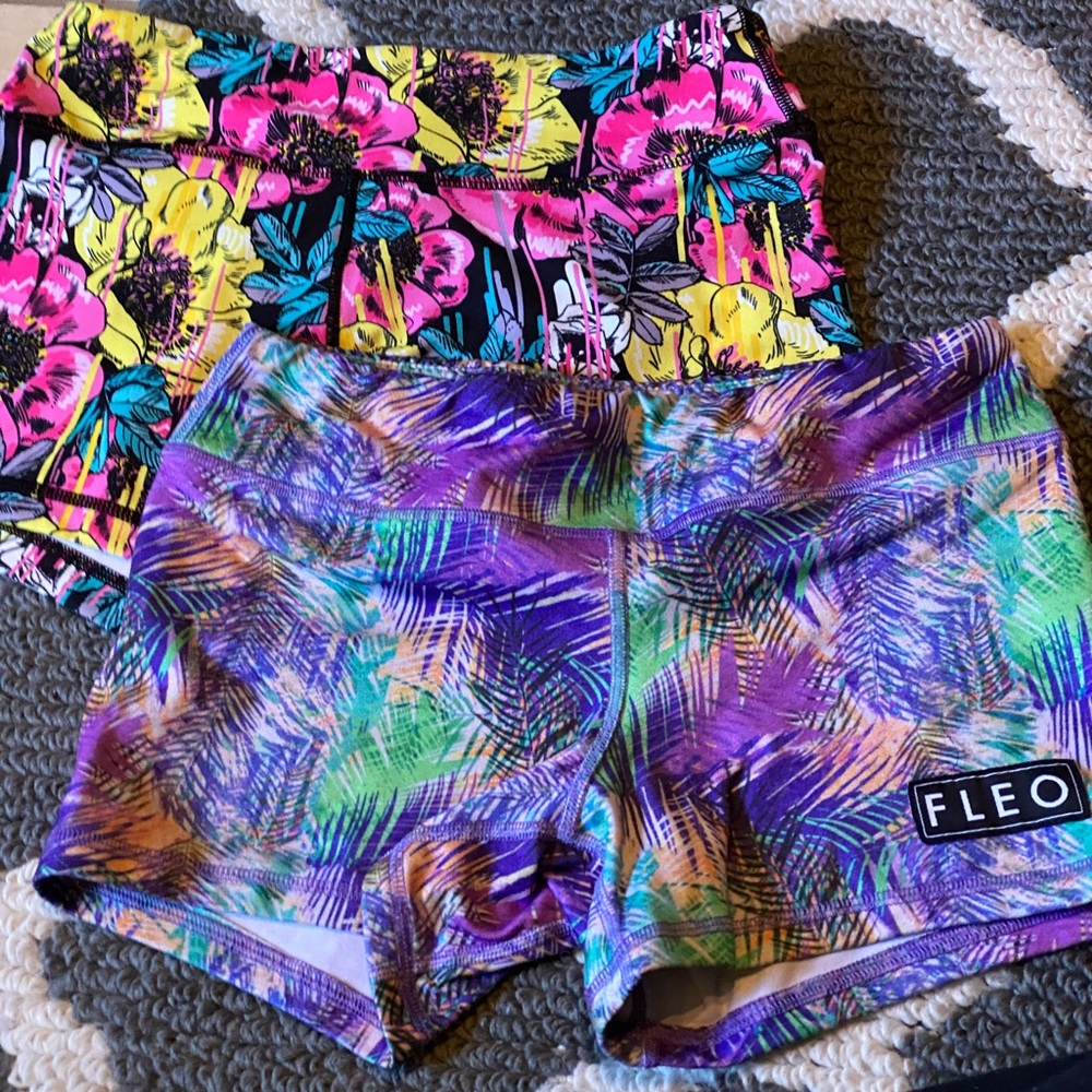 Born primitive and fleo shorts. Small